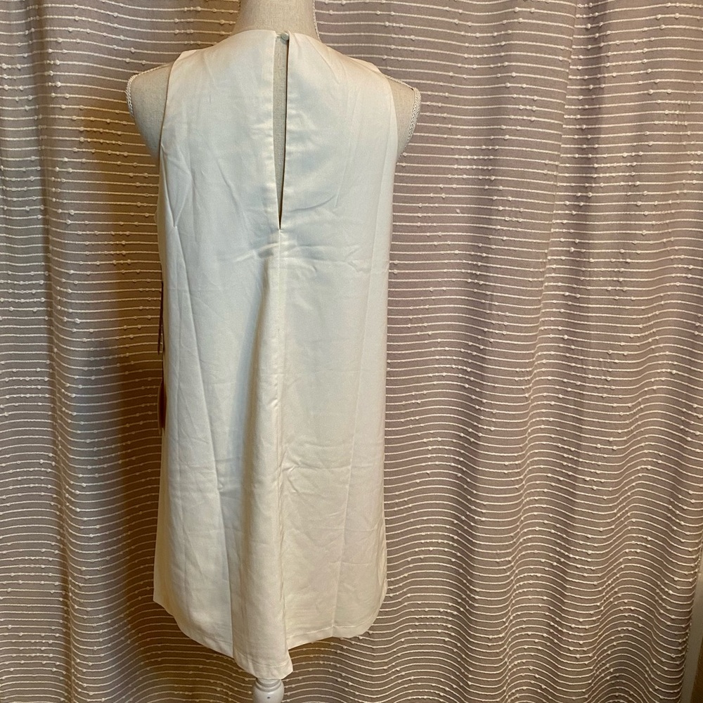 Lulu’s White Sleeveless Sheath Mini Dress Size M - Picture 5 of 11
